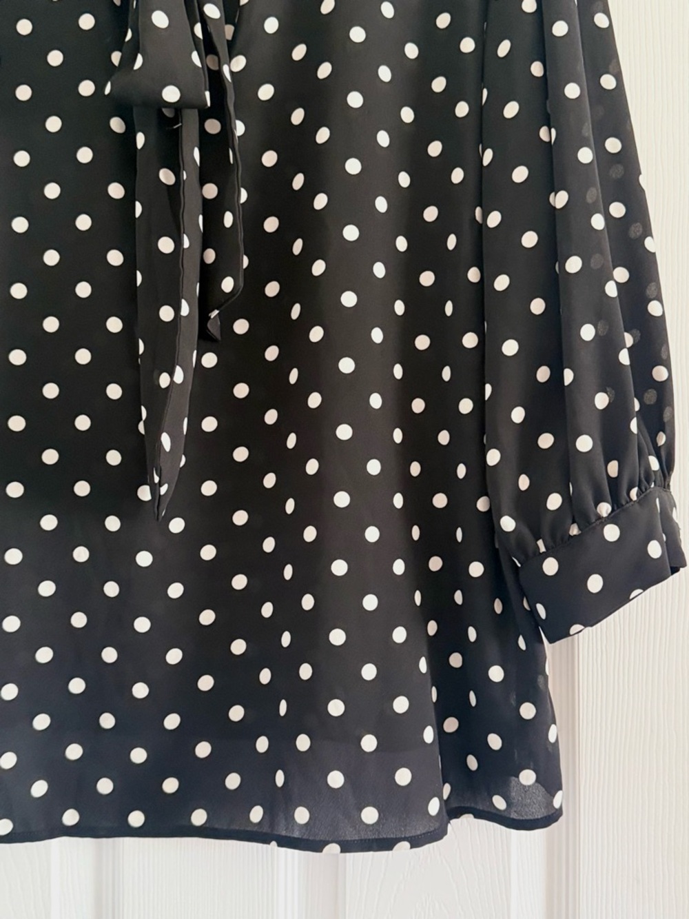 New York & Company Black and White Polka Dot Tie-Neck Blouse XXL - Picture 4 of 8
